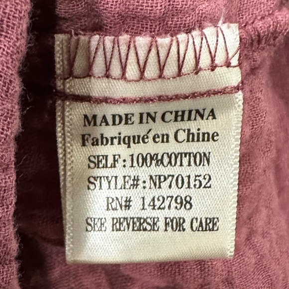 Women’s boutique mauve/brick shorts romper - Picture 5 of 5